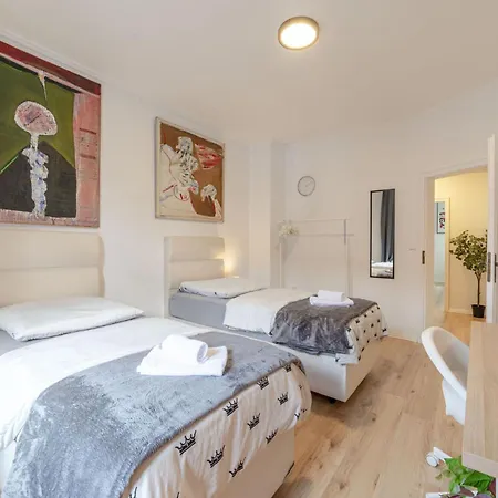 Prime Art Gallery Zentrale Lage *