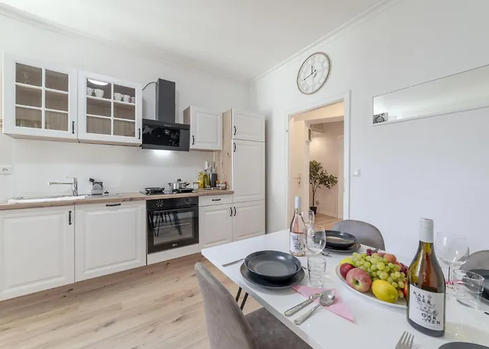 Prime Art Gallery Zentrale Lage *