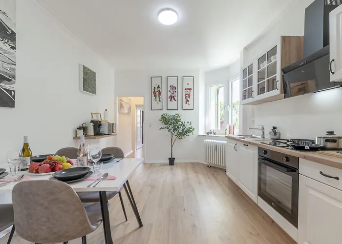 Prime Art Gallery Zentrale Lage 公寓 *