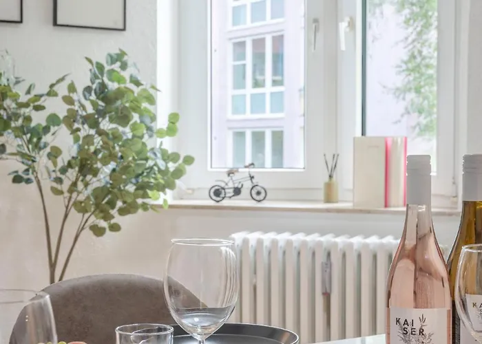 Prime Art Gallery Zentrale Lage 公寓 *